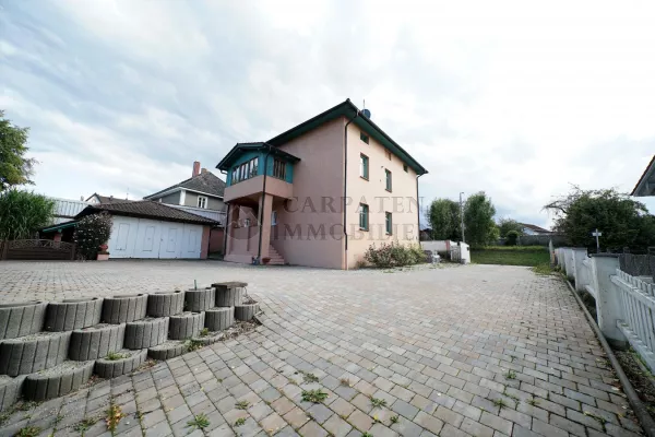 Einfamilienhaus mit Garten, Garagen, Keller und Balkon kaufen in 94501 Aidenbach