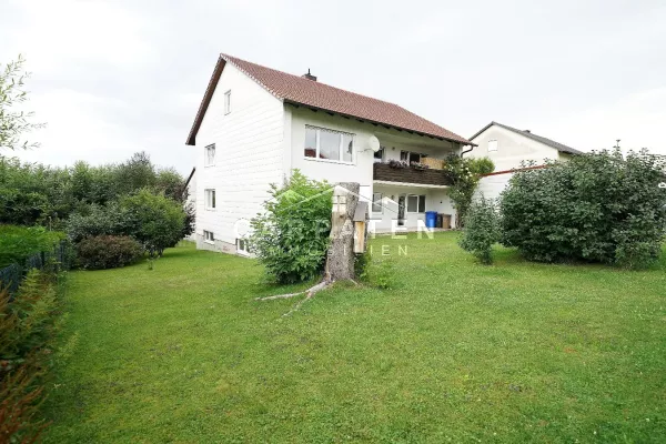 Mehrfamilienhaus mit Garten, Terrasse, Keller & Garagen kaufen in 94474 Pleinting