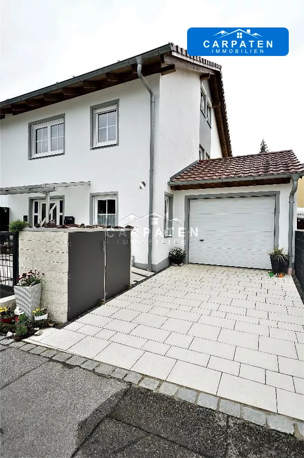 Garage & Stellplatz