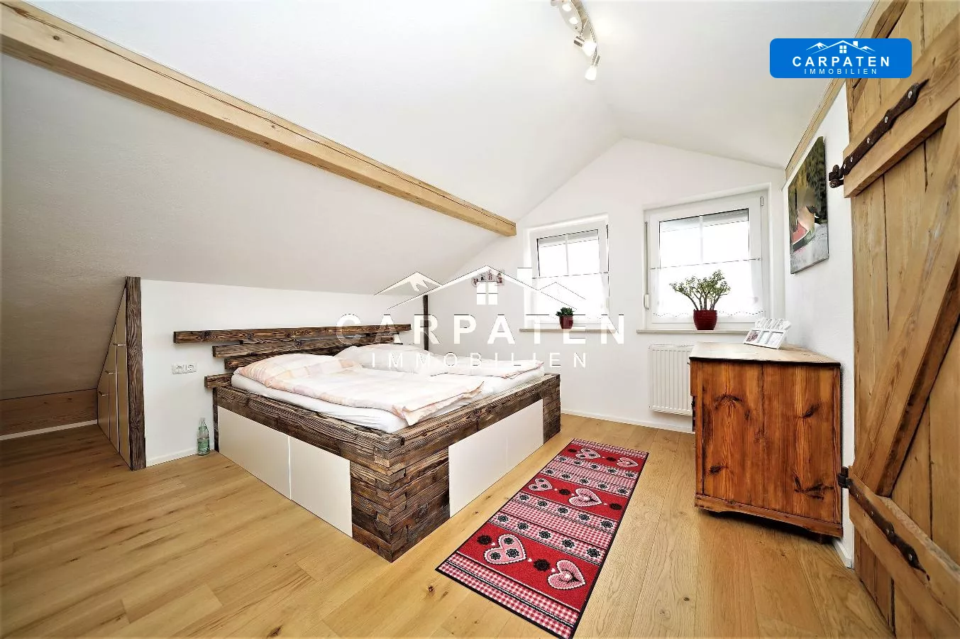 Schlafzimmer DG