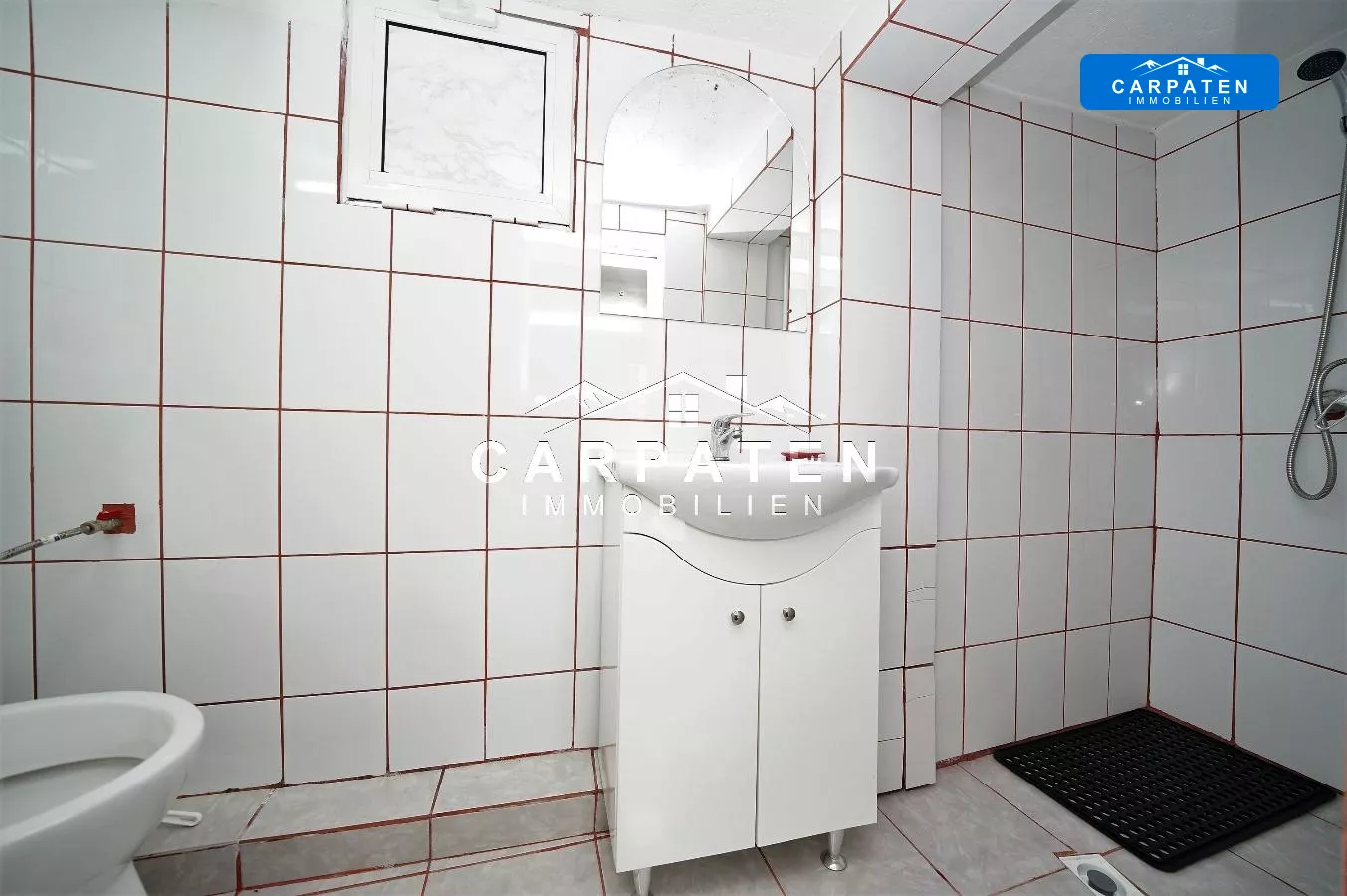 Bad Zimmer 18