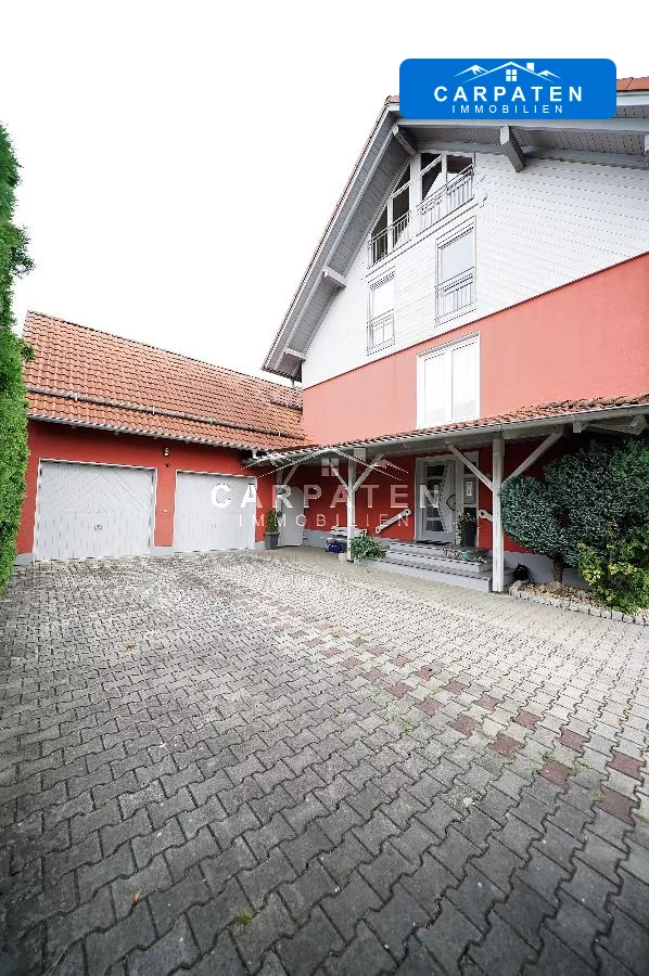 Hof und Hauseingang