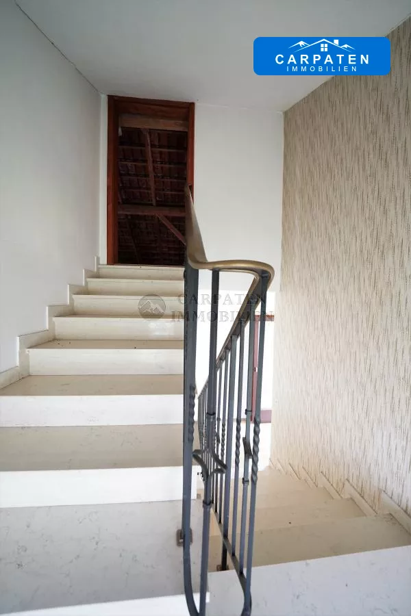 Treppen DG