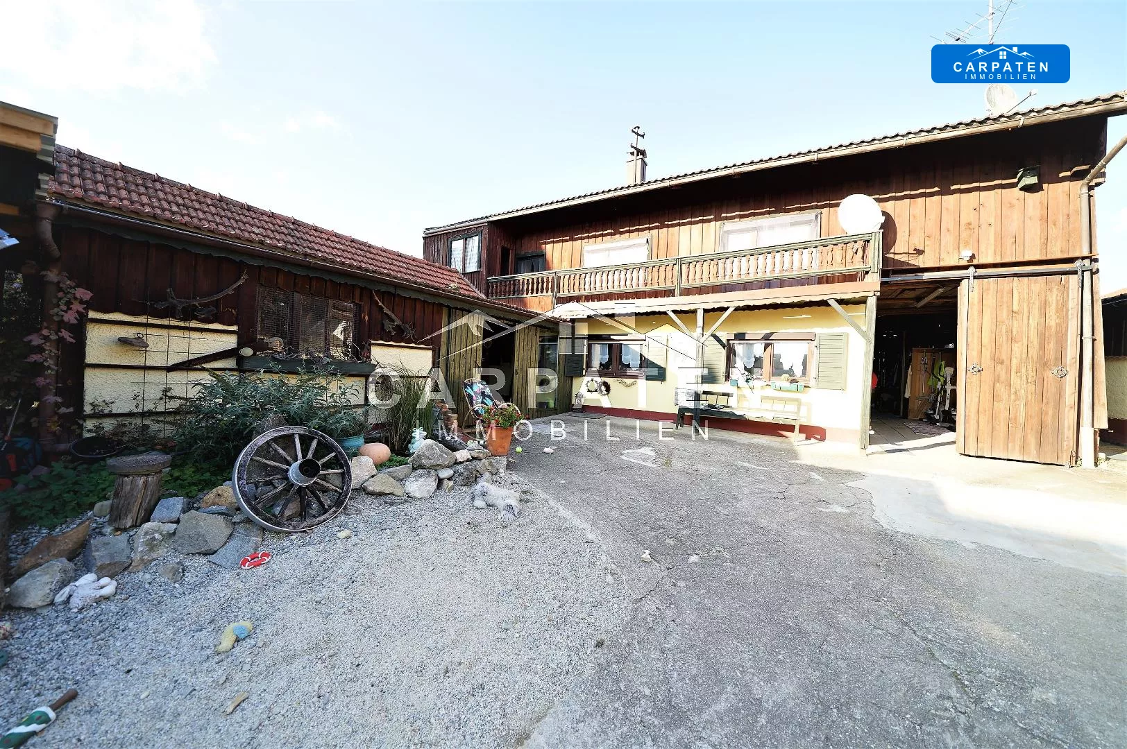 Haus&Nebengebäuden