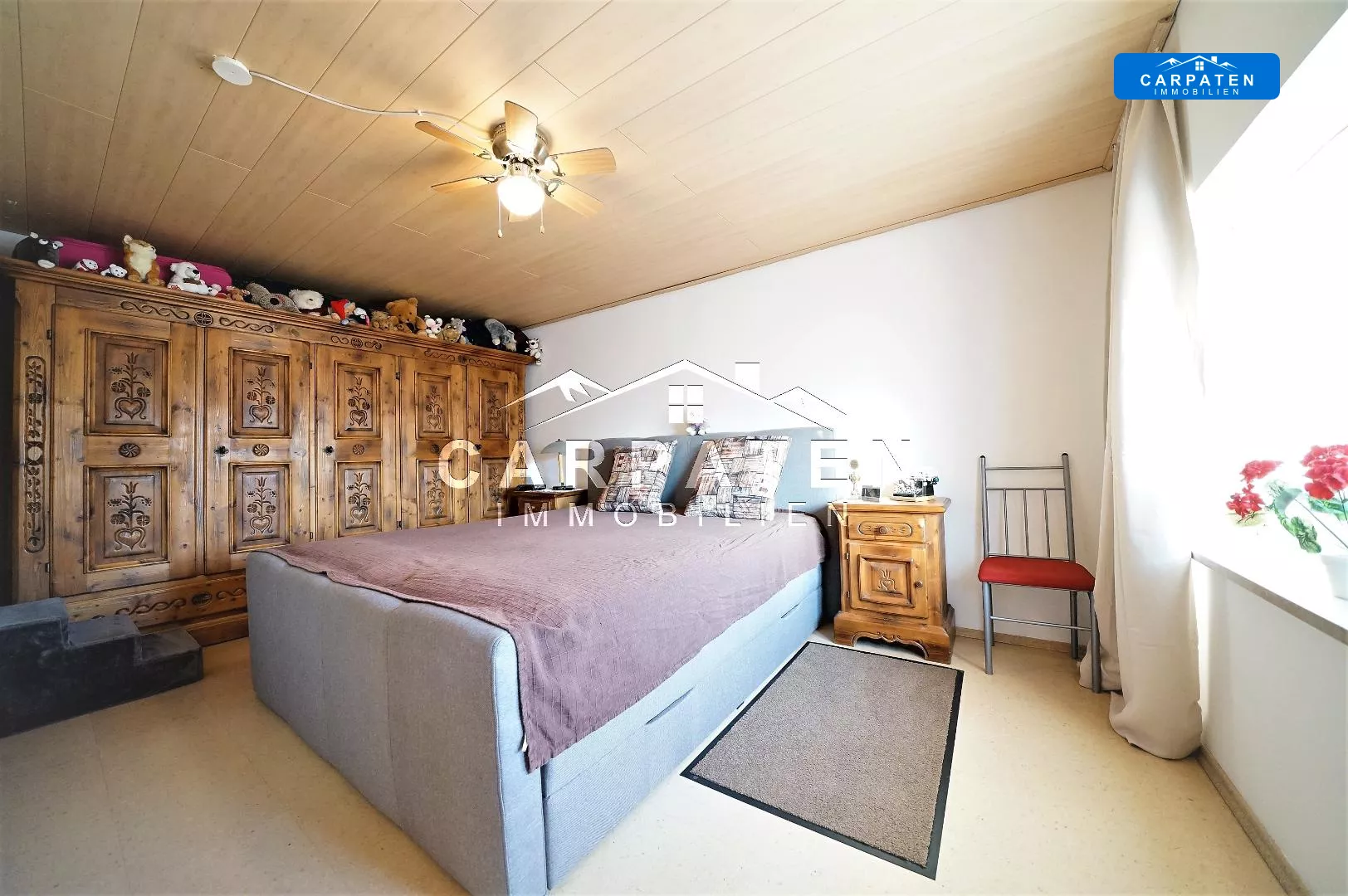 Schlafzimmer 2 OG
