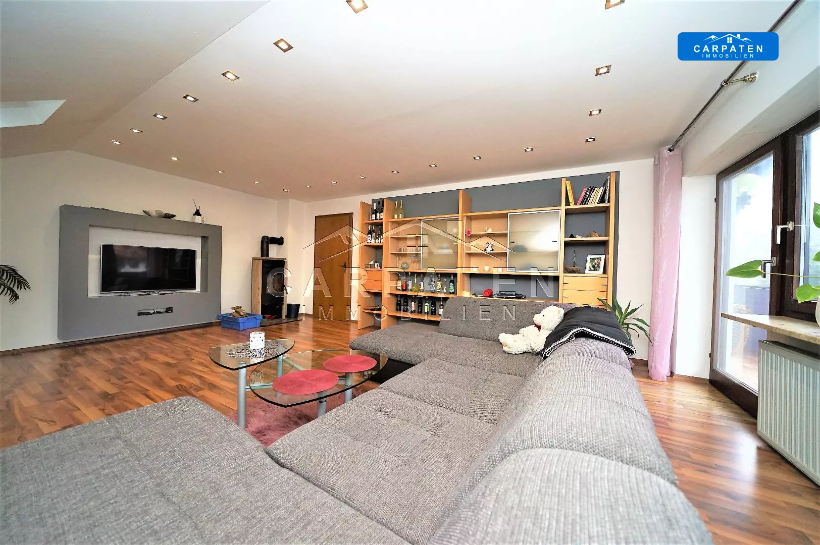 Wohnzimmer DG
