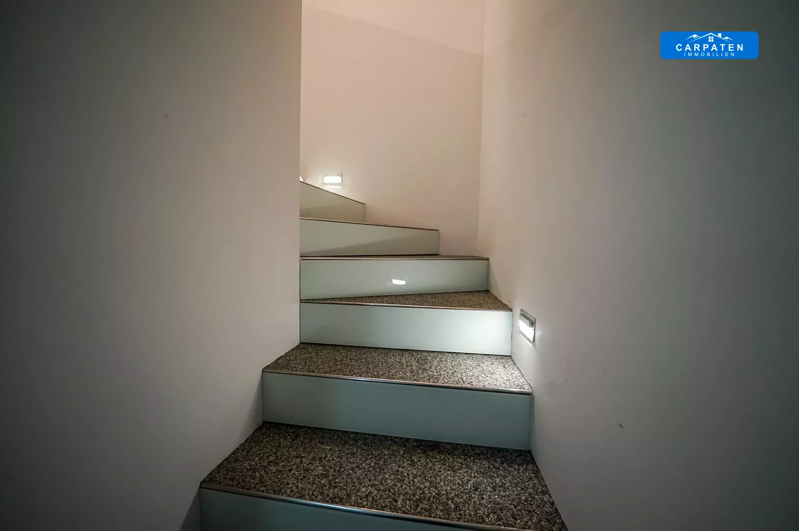 Treppen UG