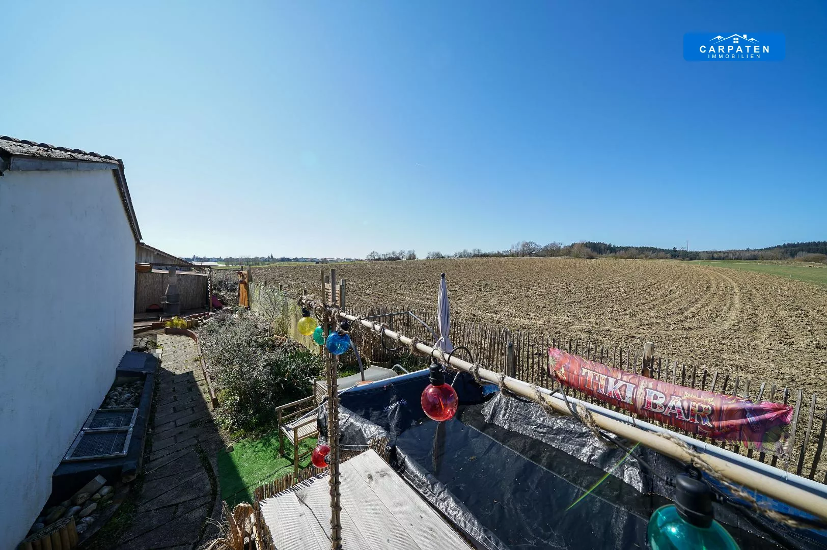 Ansicht unbebautes Grundstück.