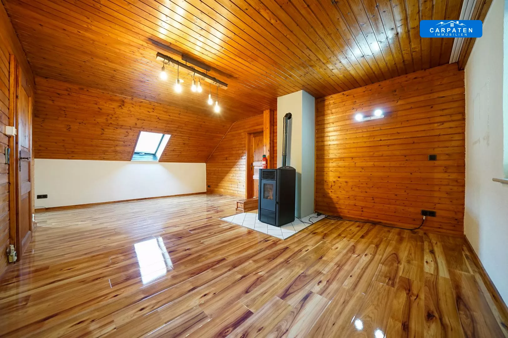 Schlafzimmer DG