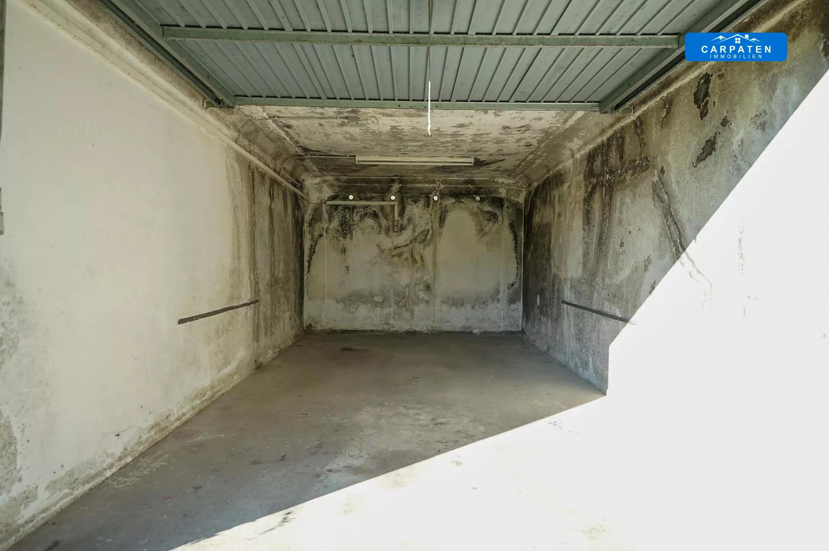 Garage 2