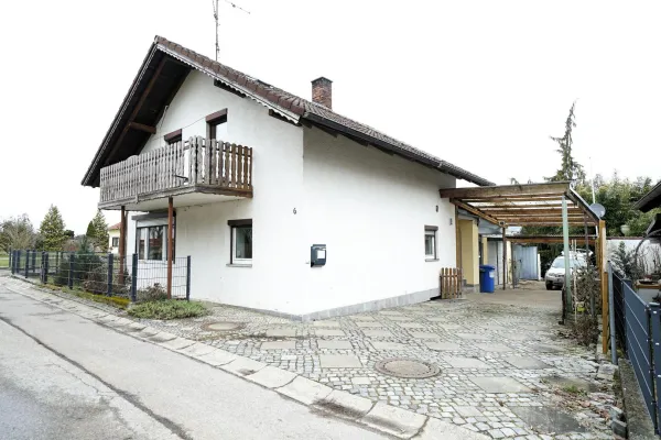 Grundstück mit Altbestand in 84546 Egglkofen – Entwicklungsfläche für Neubau oder Sanierungsobjekt