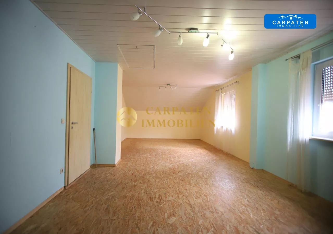 Zimmer 1 OG