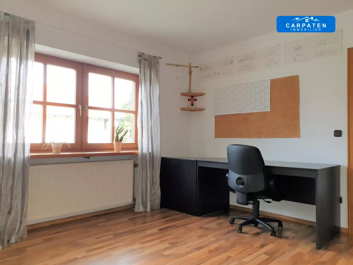 Büro EG.