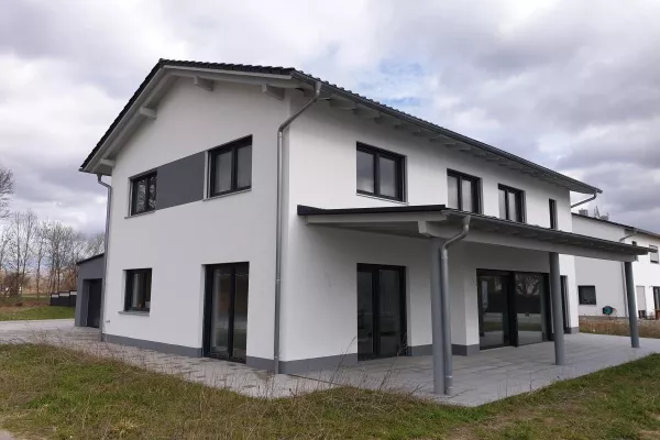 NEUBAU Einfamilienhaus mit Garten, Terrasse & Garage kaufen in 94405 Landau a.d. Isar