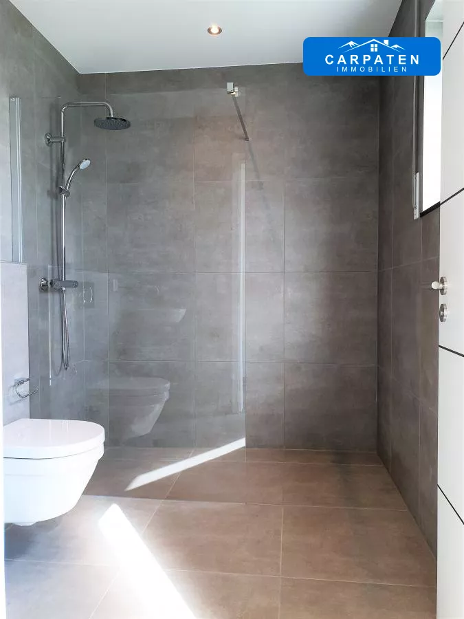 Badezimmer EG 2