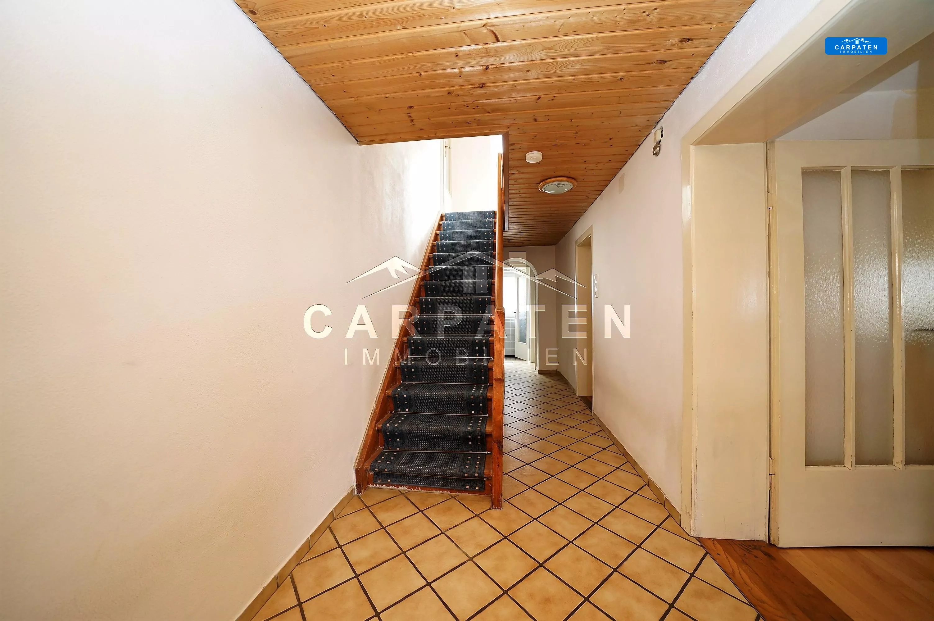 Flur EG Altbau