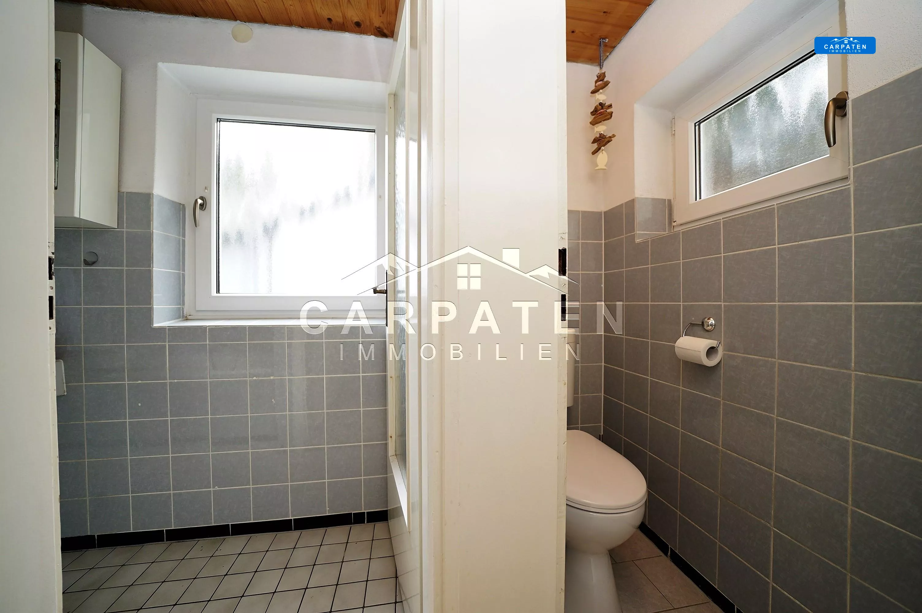 Gäste-WC EG Altbau